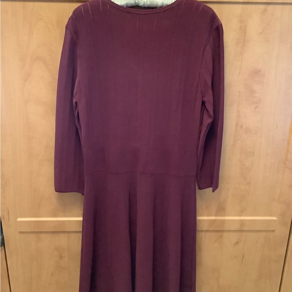 Tommy Hilfiger Burgundy Dress Size M - Picture 2 of 2
